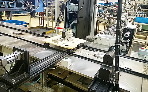 RFID超高频抗金属耐高温标签UT8427应用于智能制造工业产线 RFID超高频抗金属耐高温标签UT8427应用于智能制造工业产线